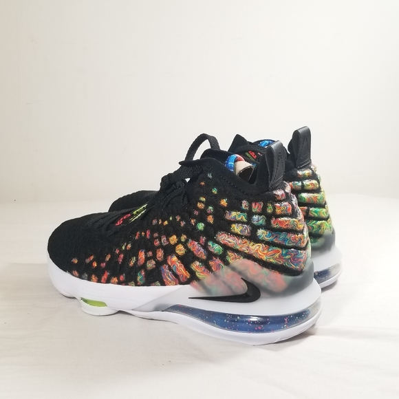 Nike Lebron 17 XVII GS BQ5594 005 - Picture 6 of 12